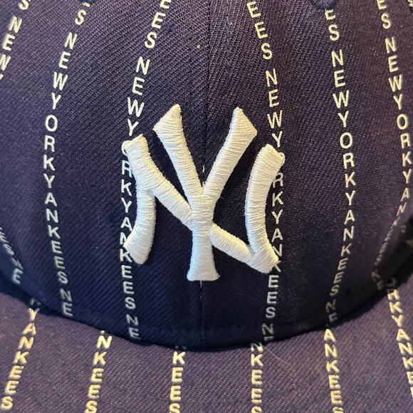 MLB Flatbill NY Yankees Baseball Cap 59Fifty Size 7 5/8 - Picture 2 of 8